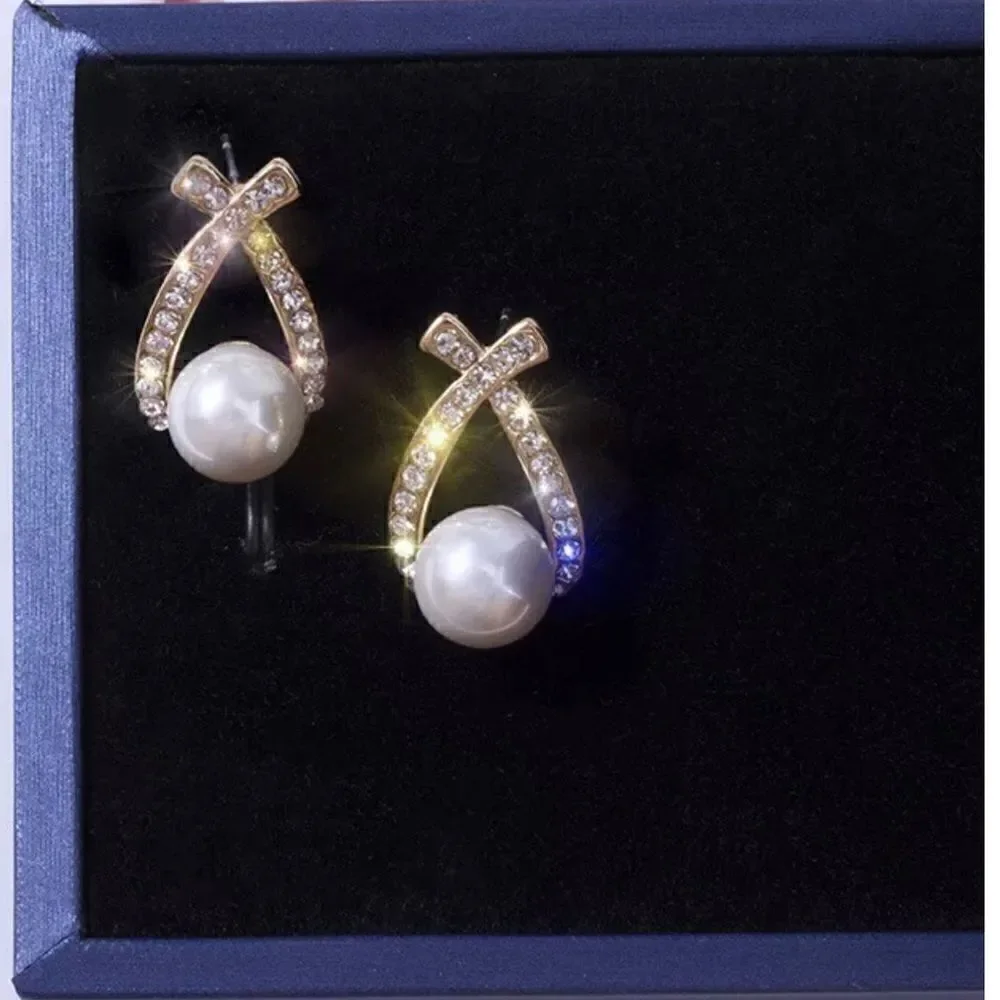 + Gold Diamond & Pearl Earrings